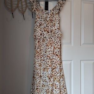 Elegant Cream and Brown Women's Dress